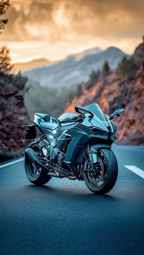 Ce se întâmplă în interiorul motorului unei motociclete? Explicația pieselor care lucrează împreună