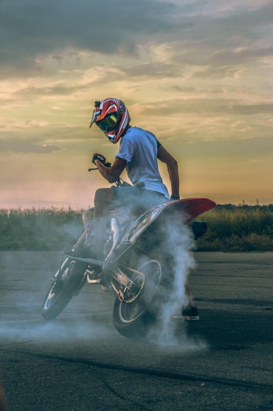 Cele mai frecvente 10 simptome care prevestesc o defecțiune la motocicletă – și cum să le recunoști la timp.