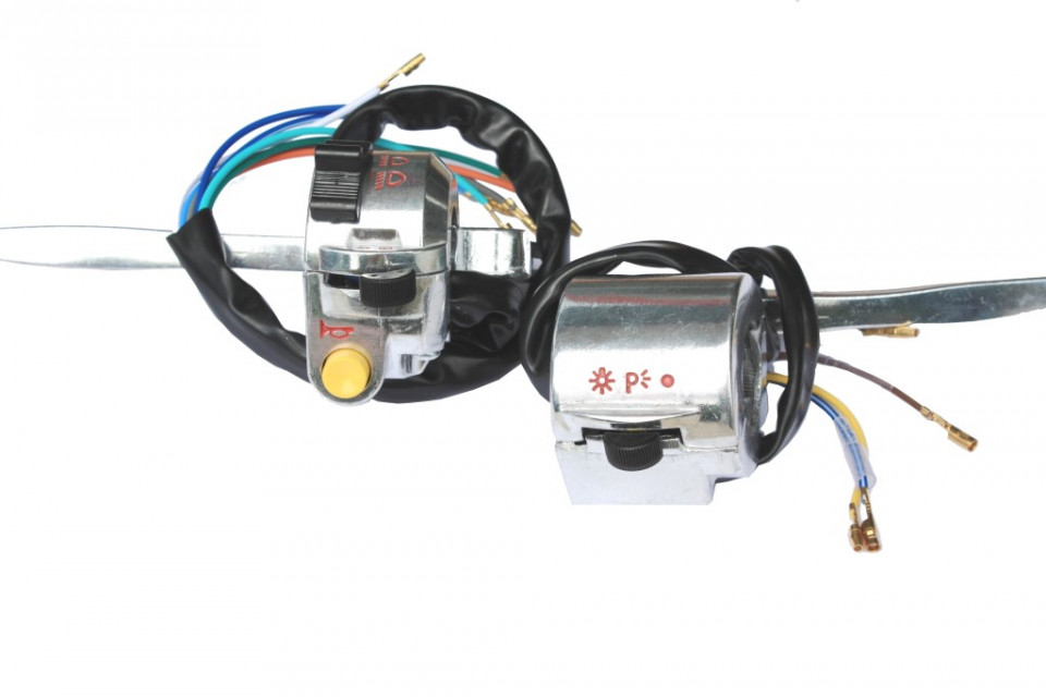 Set comutatoare moped (dreapta=fara buton pornire)